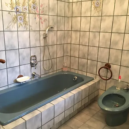 Anselma Новелло